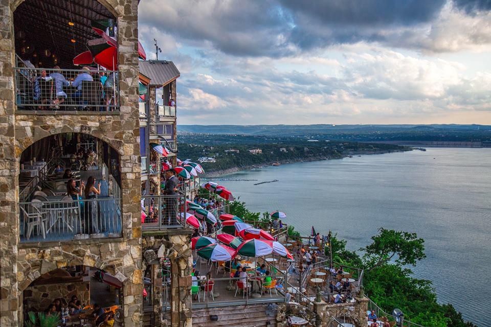 austin-texas-restaurant-the-oasis-on-lake-travis